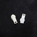 Coil Zipper #4.5 Single Pull Slides White